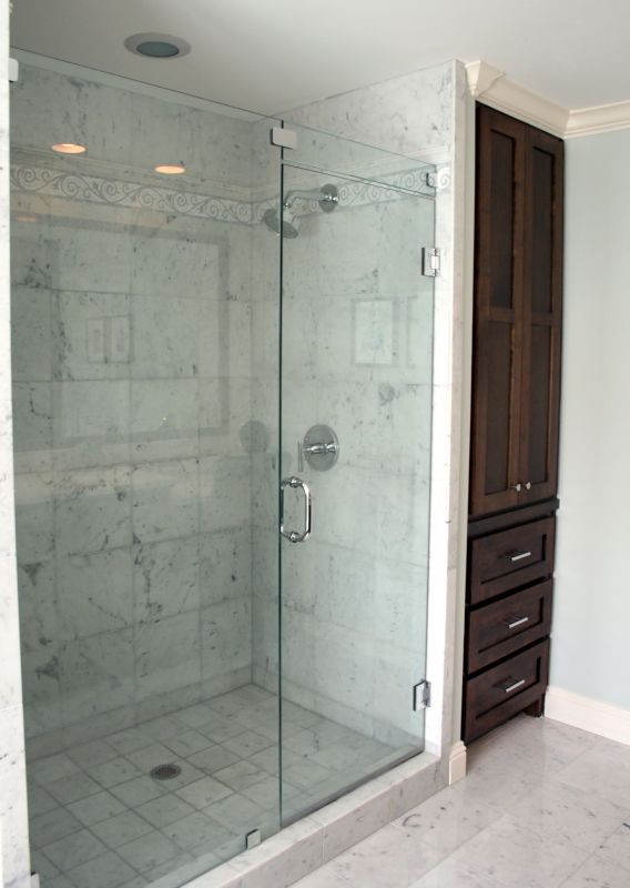 Glass Shower Features